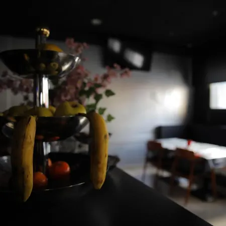 Hotel Sant Celoni 3* サント・セロニ