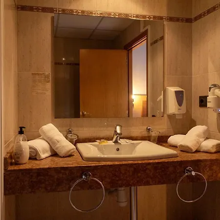 Hotel Sant Celoni ホテル サント・セロニ