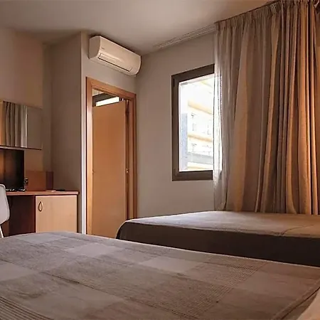 Hotel Sant Celoni Hotel 3*