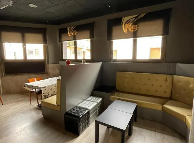 מלון Hotel Sant Celoni